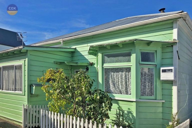 Photo of property in 155 Carlyle Street, Napier South, Napier, 4110