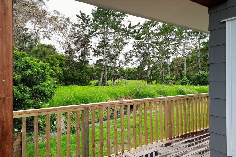 Photo of property in 25 Parakai Avenue, Parakai, 0830