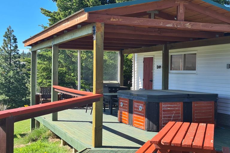 Photo of property in 31 Aorangi Crescent, Lake Tekapo, 7999