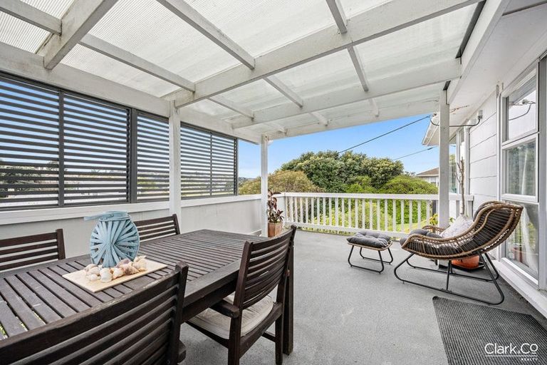 Photo of property in 142 Te Pene Avenue, Titahi Bay, Porirua, 5022
