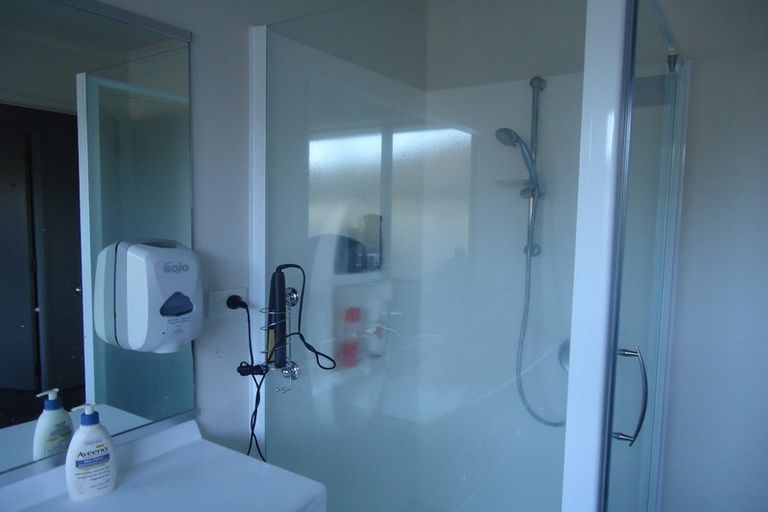 Photo of property in 12 Saint Johns Avenue, Hamilton East, Hamilton, 3216