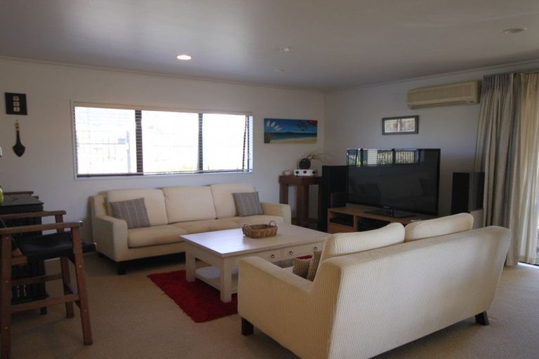 Photo of property in 2b The Dunes, Pauanui, Hikuai, 3579