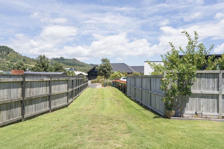Photo of property in 8 Voyager Place, Cooks Beach, Whitianga, 3591