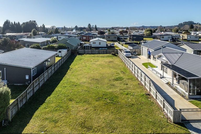 Photo of property in 38 Te Iwiheke Place, Turangi, 3334