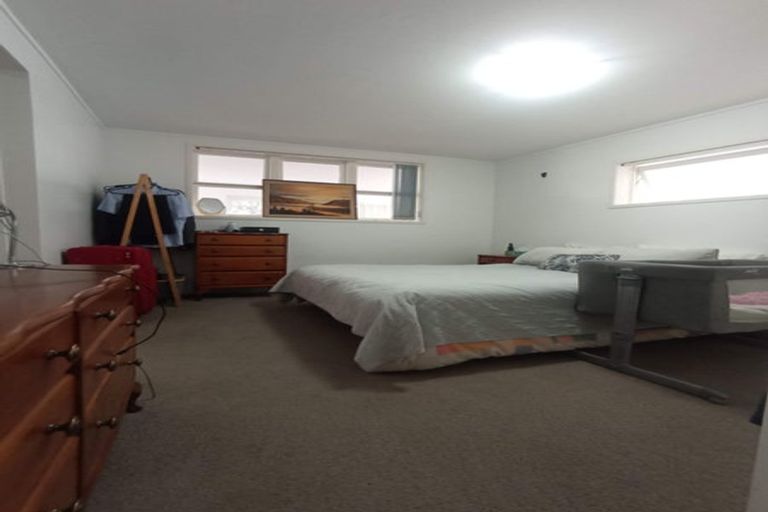 Photo of property in 75 Mountbatten Avenue, Hillcrest, Auckland, 0627