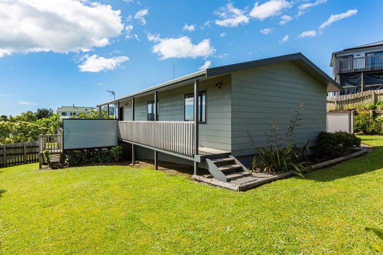 Photo of property in 21 Doncaster Terrace, Ascot Park, Porirua, 5024