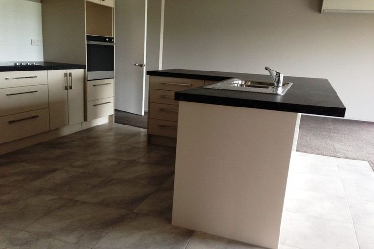 Photo of property in 17 Ashboult Street, Halswell, Christchurch, 8025