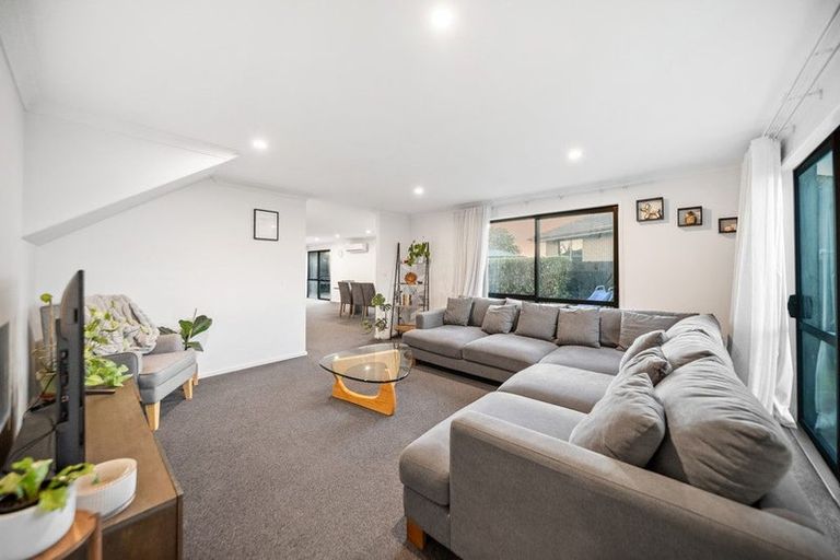 Photo of property in 5a Pukaki Road, Mangere, Auckland, 2022