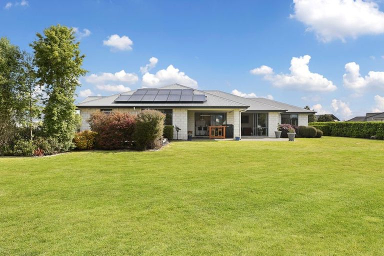 Photo of property in 53 Baxter Michael Crescent, Cambridge, 3434