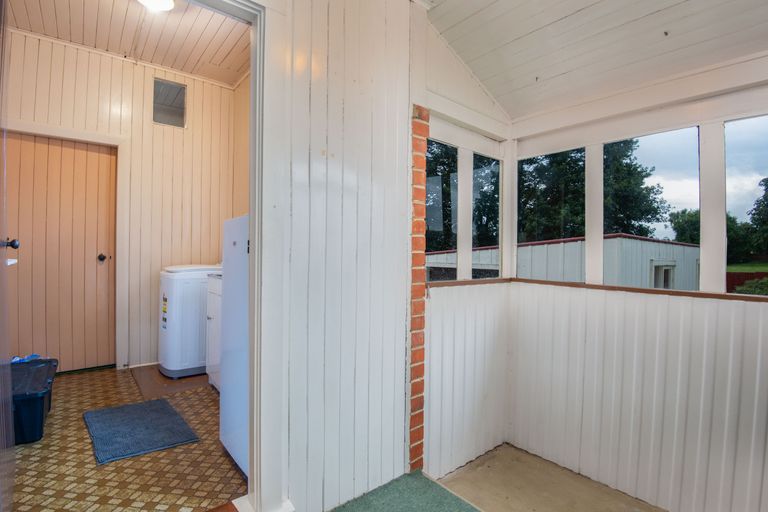 Photo of property in 16 Argyle Street, Mosgiel, 9024