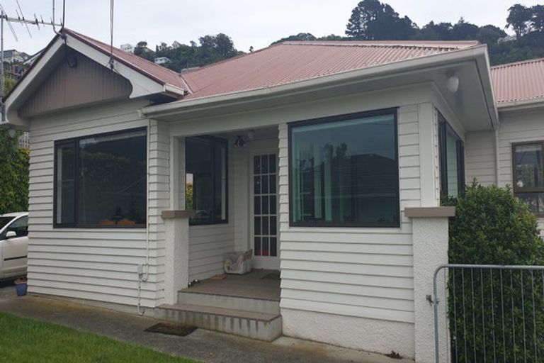 Photo of property in 48 Childers Terrace, Kilbirnie, Wellington, 6022