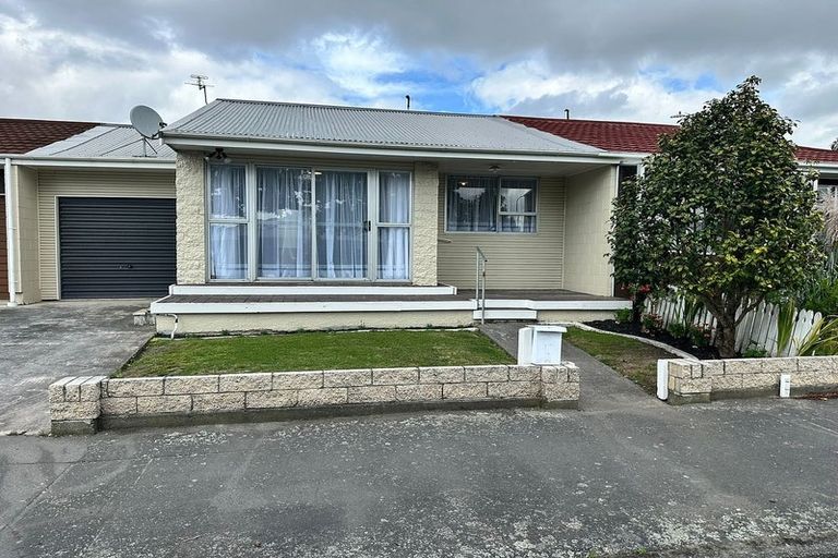 Photo of property in 2/80 Charles Street, Waltham, Christchurch, 8011