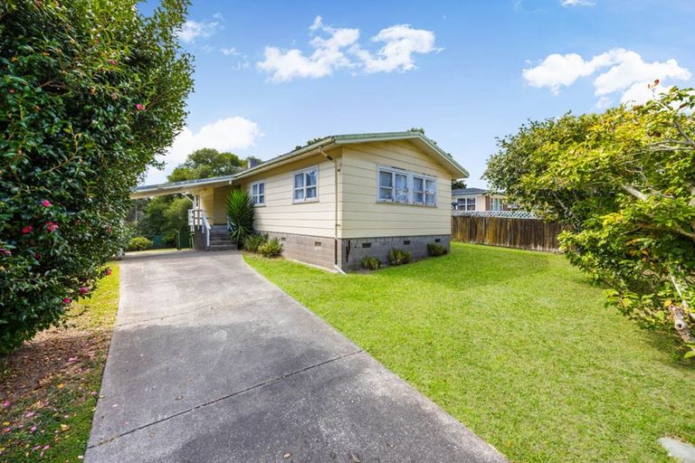 Photo of property in 46 Lawrence Crescent, Hillpark, Auckland, 2102