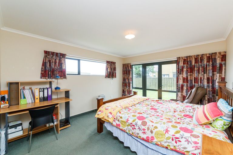 Photo of property in 20 Rose Place, Awapuni, Palmerston North, 4412