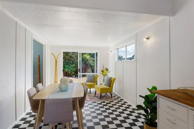 Photo of property in 4 Hokio Road, Hokio Beach, Levin, 5571