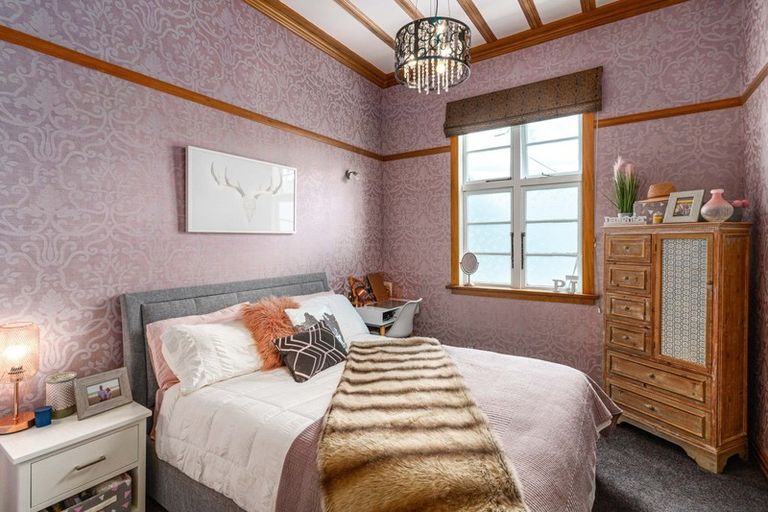 Photo of property in 5 Queen Street, Feilding, 4702