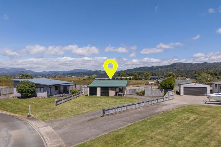 Photo of property in 6 Redwings Close, Whitianga, 3510