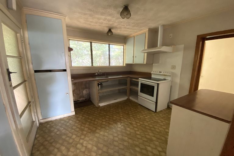 Photo of property in 16 Noel Burnside Road, Wiri, Auckland, 2025