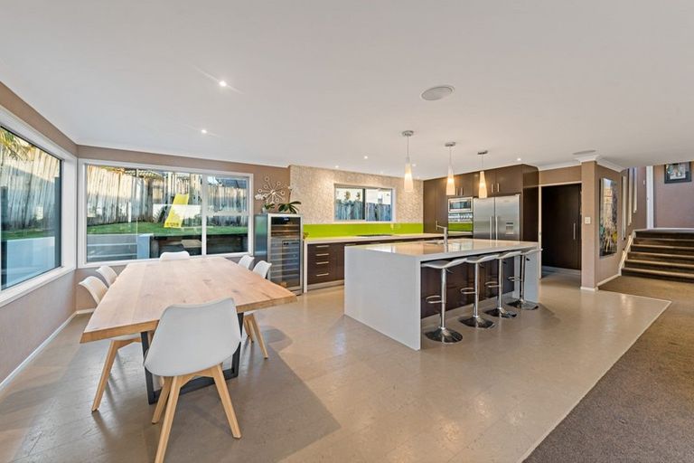 Photo of property in 64 O'halloran Road, Howick, Auckland, 2014