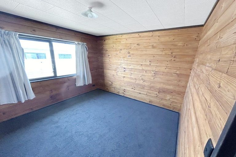 Photo of property in 22 Raupo Street, Castlecliff, Whanganui, 4501