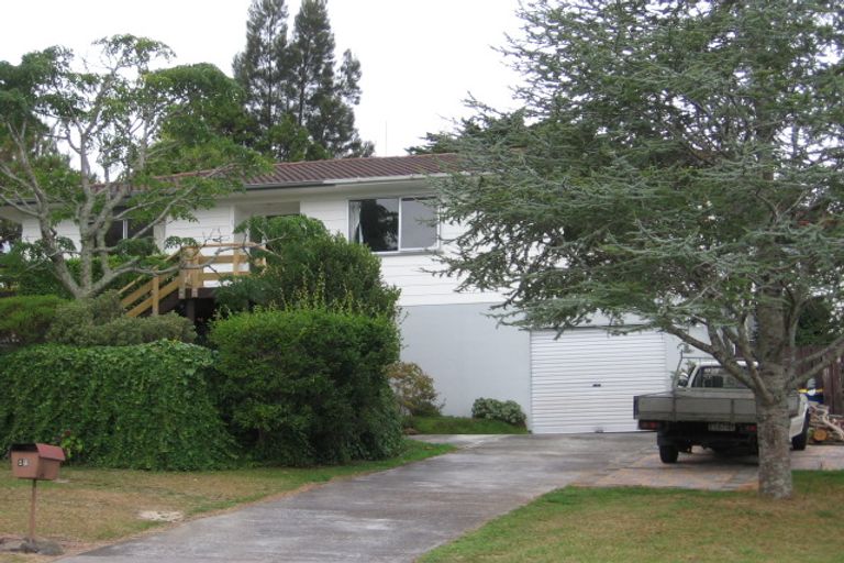 Photo of property in 14 Fitzherbert Avenue, West Harbour, Auckland, 0618