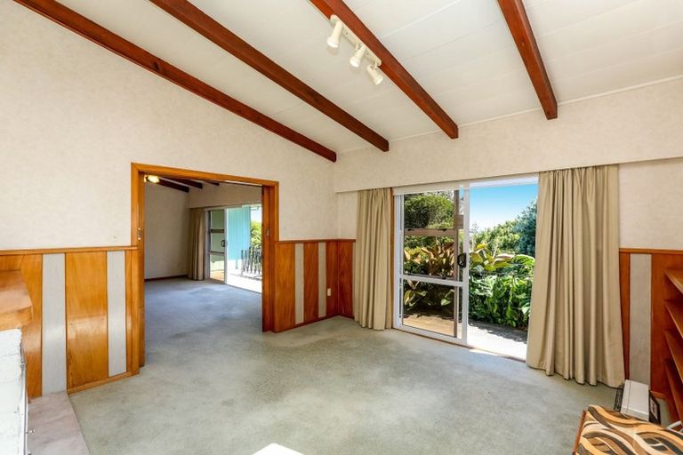 Photo of property in 35a Breakwater Road, Moturoa, New Plymouth, 4310