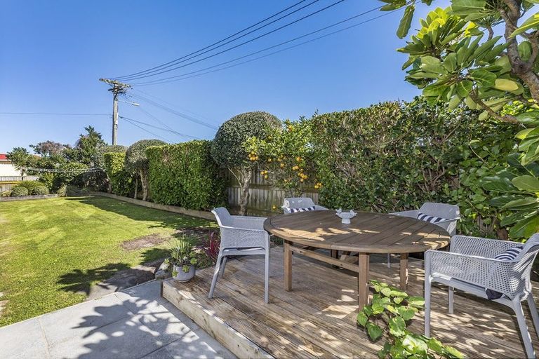 Photo of property in 22a Main Road, Titahi Bay, Porirua, 5022