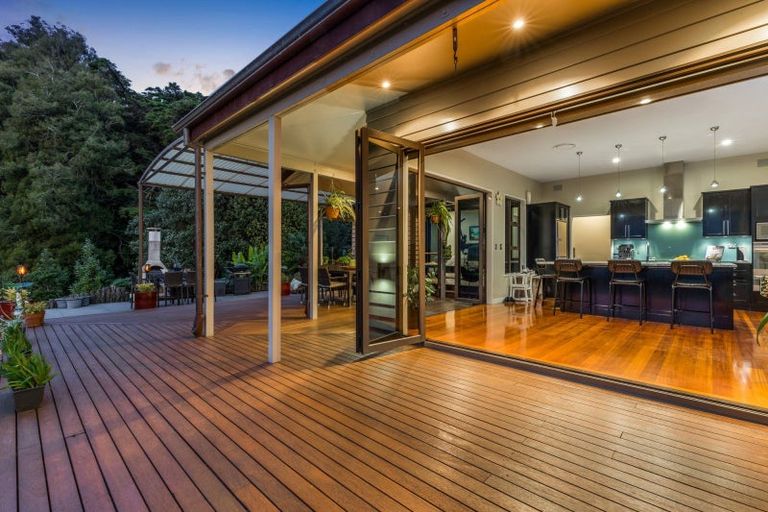 Photo of property in 39 Harry Dreadon Road, Opaheke, Papakura, 2584