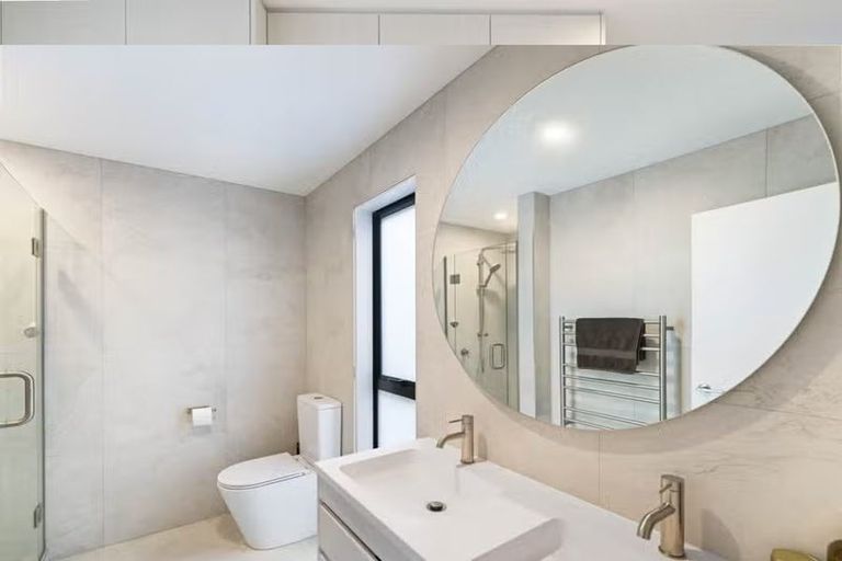 Photo of property in 2/72 Gibraltar Street, Howick, Auckland, 2014