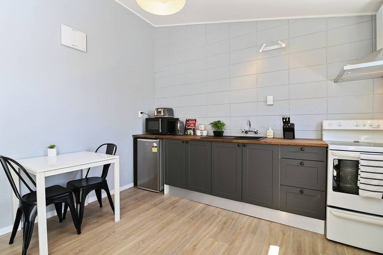 Photo of property in 4/8 Elizabeth Street, Victoria, Rotorua, 3010