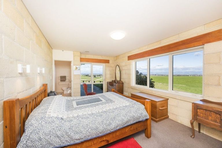 Photo of property in 63 Sutherland Road, Sanson, Palmerston North, 4479