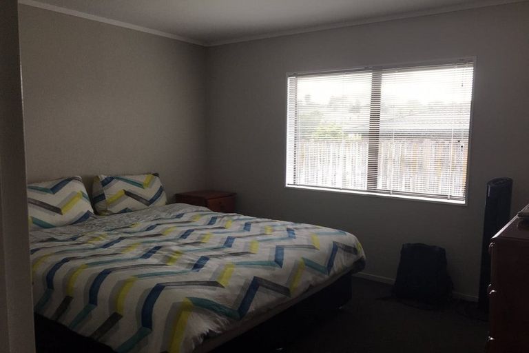 Photo of property in 7 Sherpa Place, Massey, Auckland, 0614