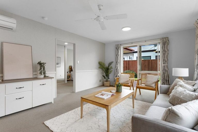 Photo of property in 20 Little Oaks Drive, Yaldhurst, Christchurch, 8042