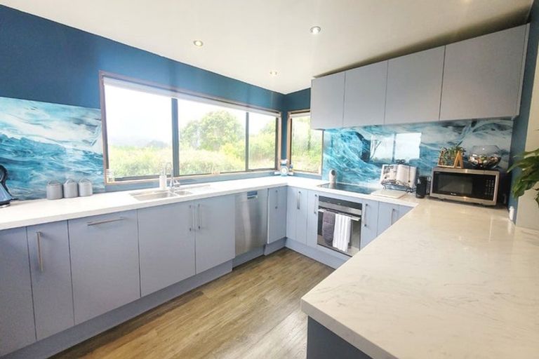 Photo of property in 55 Gordon Road, Plimmerton, Porirua, 5026