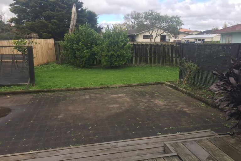 Photo of property in 71 Heathdale Crescent, Papakura, 2110