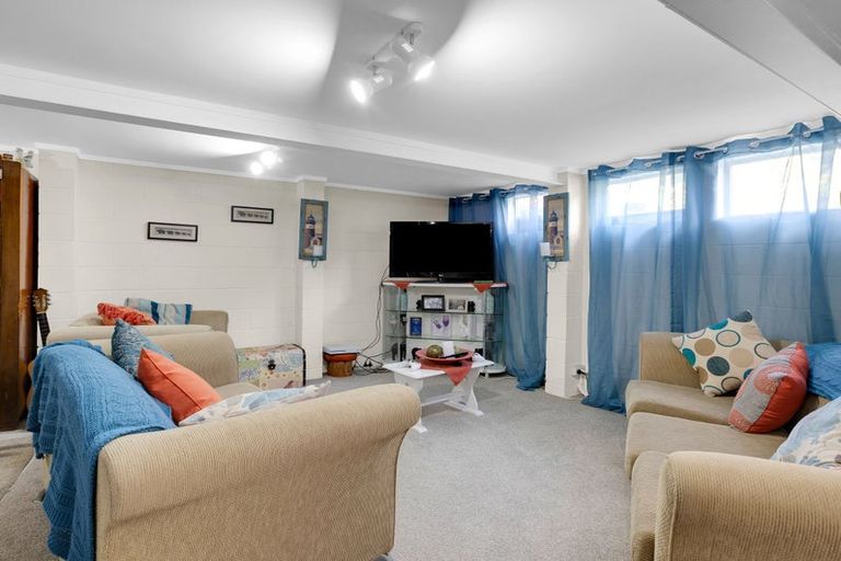 Photo of property in 9 Matthews Crescent, Melville, Hamilton, 3206