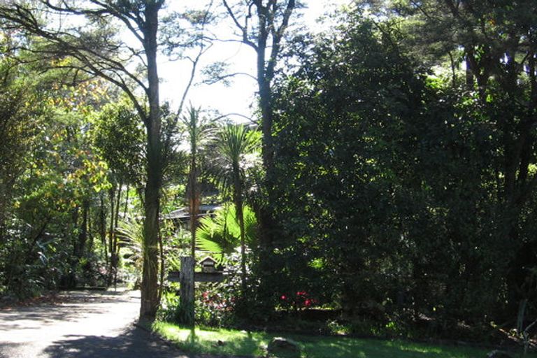Photo of property in 52 Wirihana Road, Titirangi, Auckland, 0604
