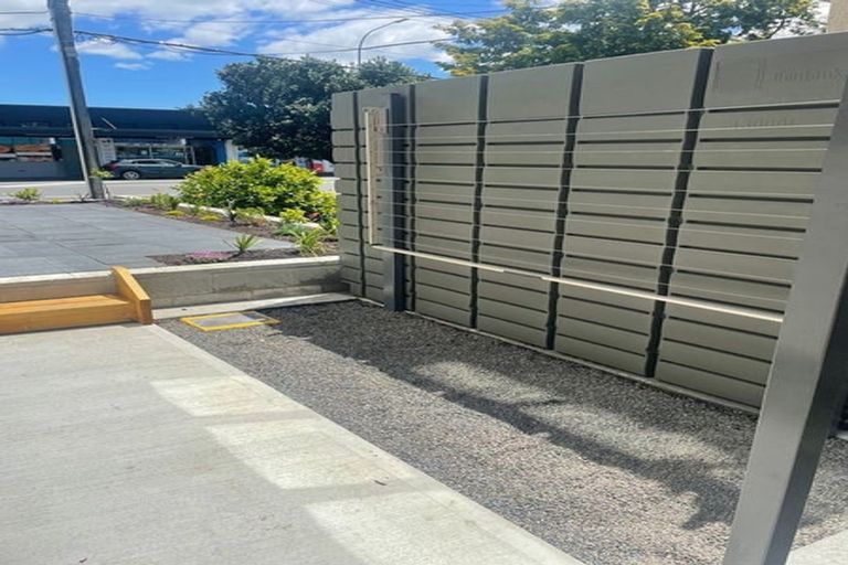 Photo of property in 128a Randwick Road, Moera, Lower Hutt, 5010