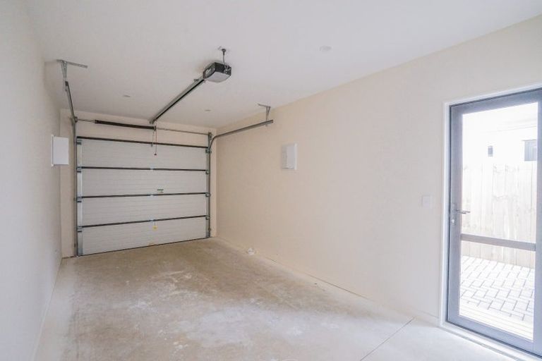 Photo of property in 18a Domain Road, Weymouth, Auckland, 2103