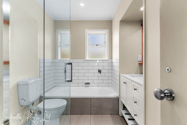 Photo of property in 65b Otara Road, Kaiwaka, 0573