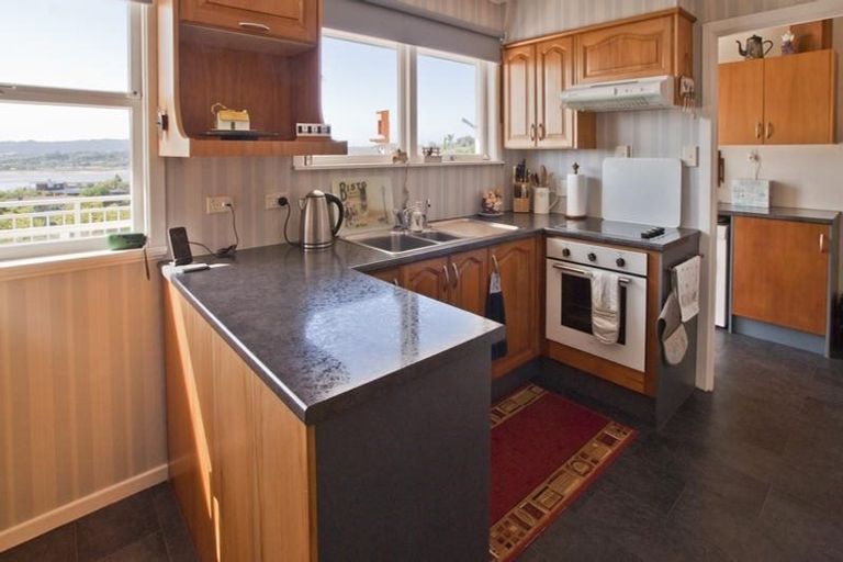 Photo of property in 1/99 Pah Road, Cockle Bay, Auckland, 2014