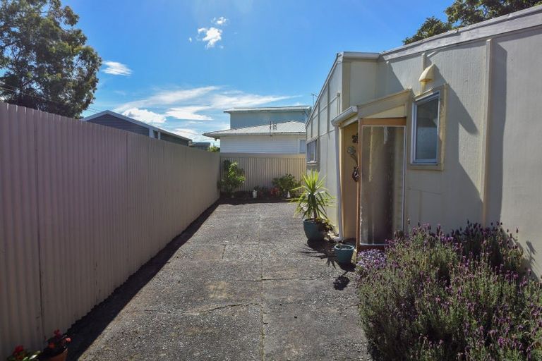 Photo of property in 108 Broadway, Carterton, 5713