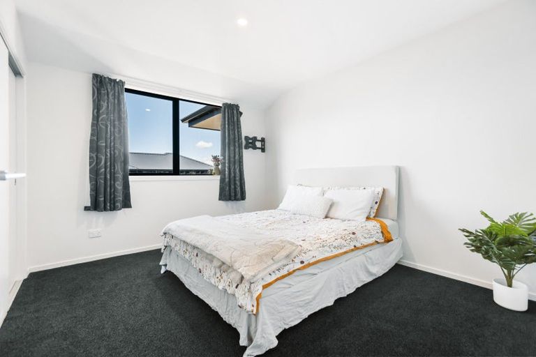 Photo of property in 10 Magpie Place, Lake Hawea, 9382