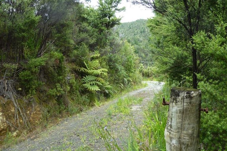 Photo of property in 45 Otuturu Crescent, Ruamahunga, Thames, 3575