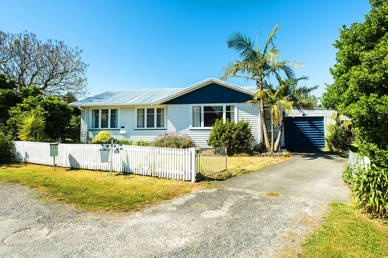 Photo of property in 718 Aberdeen Road, Te Hapara, Gisborne, 4010