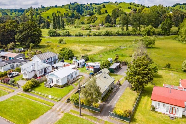 Photo of property in 65 Taupo Road, Taumarunui, 3920