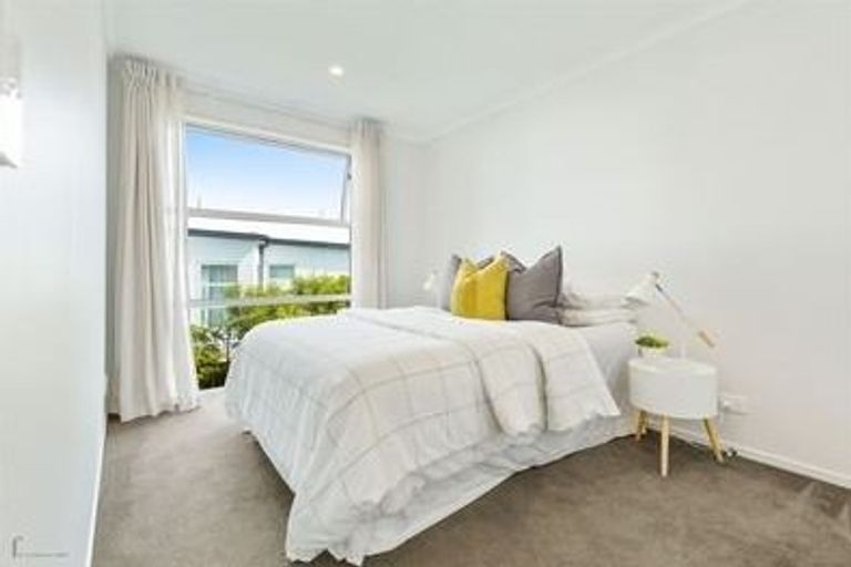 Photo of property in 9 Walter Merton Road, Hobsonville, Auckland, 0616