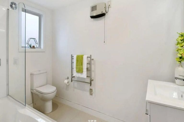 Photo of property in 40 Athol Terrace, Upper Riccarton, Christchurch, 8041