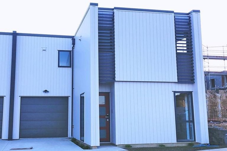 Photo of property in 35 Waka Street, Albany Heights, Auckland, 0632