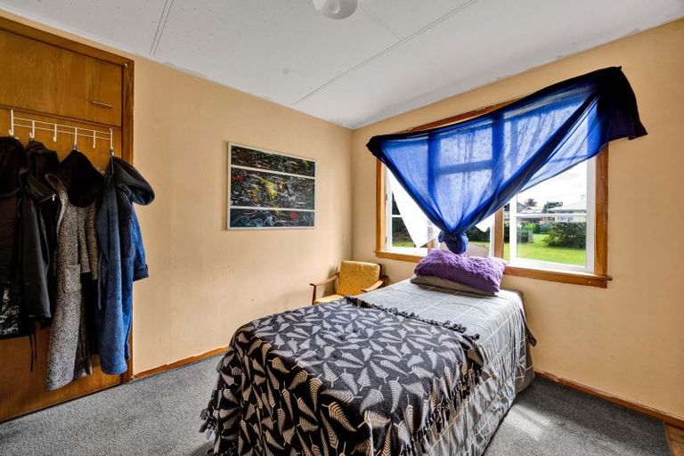 Photo of property in 35 Dorset Street, Opunake, 4616